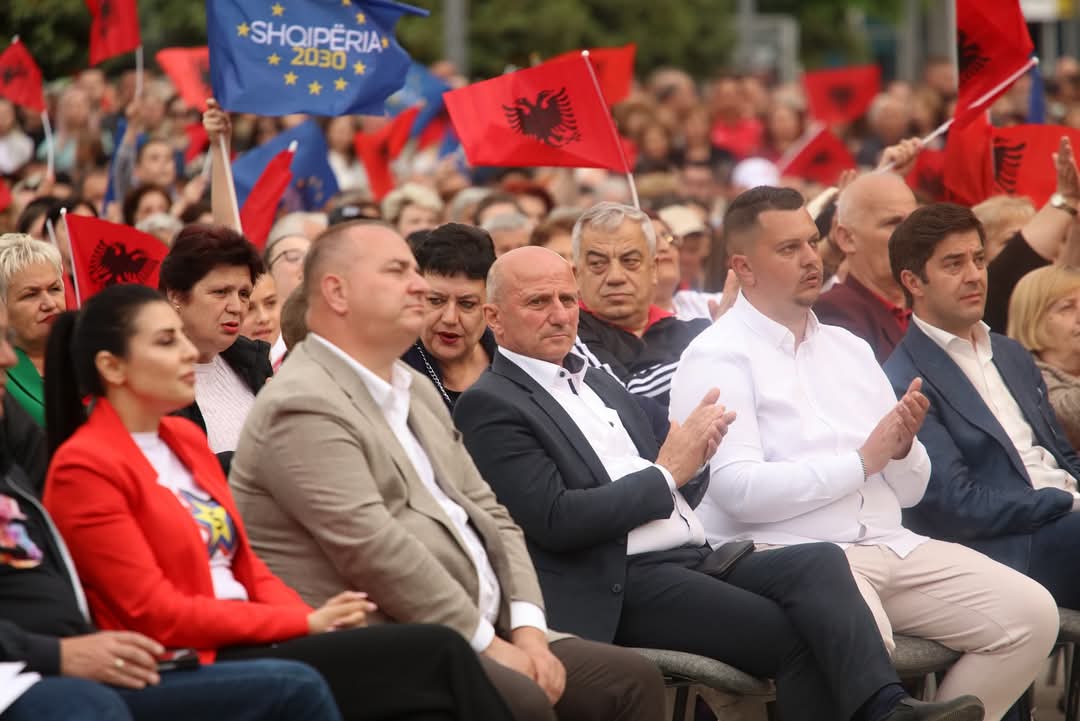 Ja pse  Arian Jaupllari del deputet në zgjedhjet e 11 majit!
