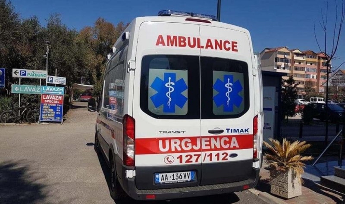 Ngjarje e rëndë në Maliq –Ndërron jetë 14-vjeçari qe u plagos me thikë