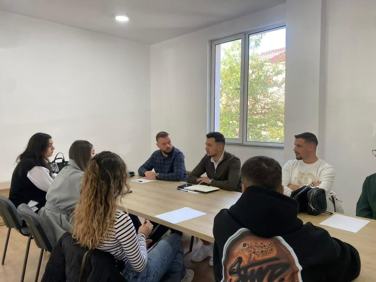 Korçë/Universiteti “Fan S. Noli” dhe Qendra Rinore forcojnë bashkëpunimin për përfshirjen e studentëve Korçë/Universiteti “Fan S. Noli” dhe Qendra Rinore forcojnë bashkëpunimin për përfshirjen e studentëve