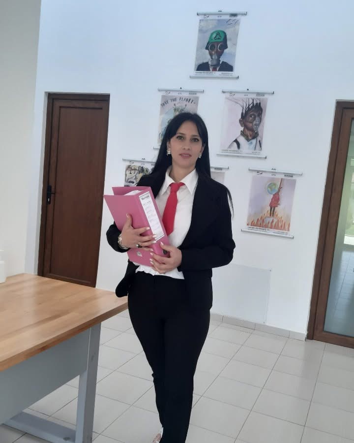 Rudina Bregu/ Një e re me vizion në shërbim të komunitetit..