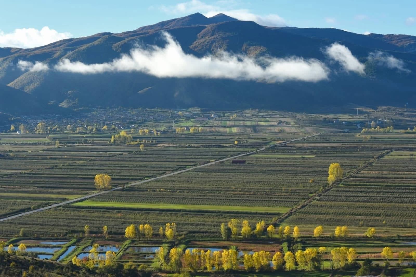 Maliqi/ Bukuria mes Fushave dhe Maleve