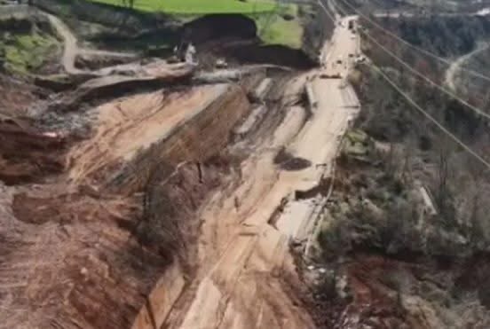 Hapet nga nesër qarkullimi në aksin Librazhd–Prrenjas përmes rrugës alternative