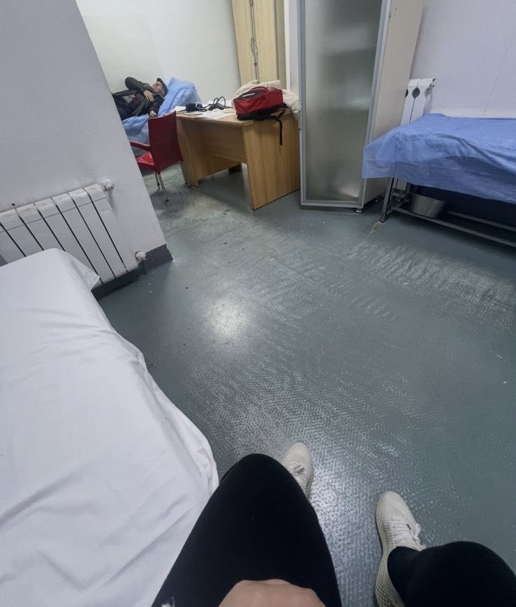 Derguar nga Fjodora Rena/Në Urgjencën e Korçës, vonesa dhe sjellje arrogante e stafit.. Derguar nga Fjodora Rena/Në Urgjencën e Korçës, vonesa dhe sjellje arrogante e stafit..