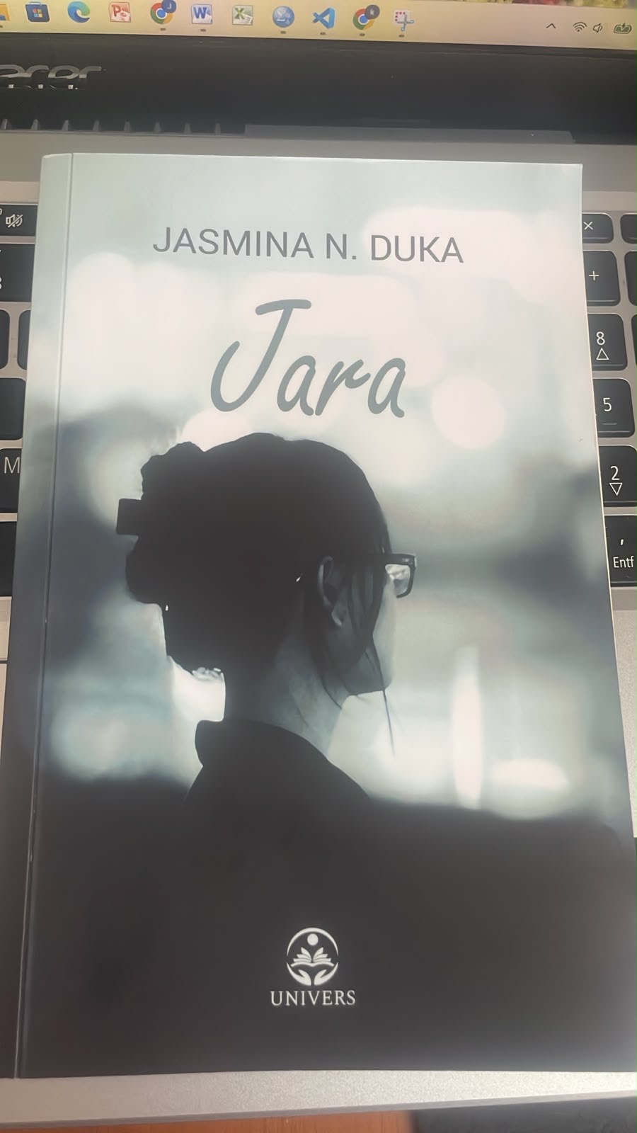 Një zë i ri në letërsinë Shqiptare / Jasmina Duka dhe romani “Jara” Një zë i ri në letërsinë Shqiptare / Jasmina Duka dhe romani “Jara”