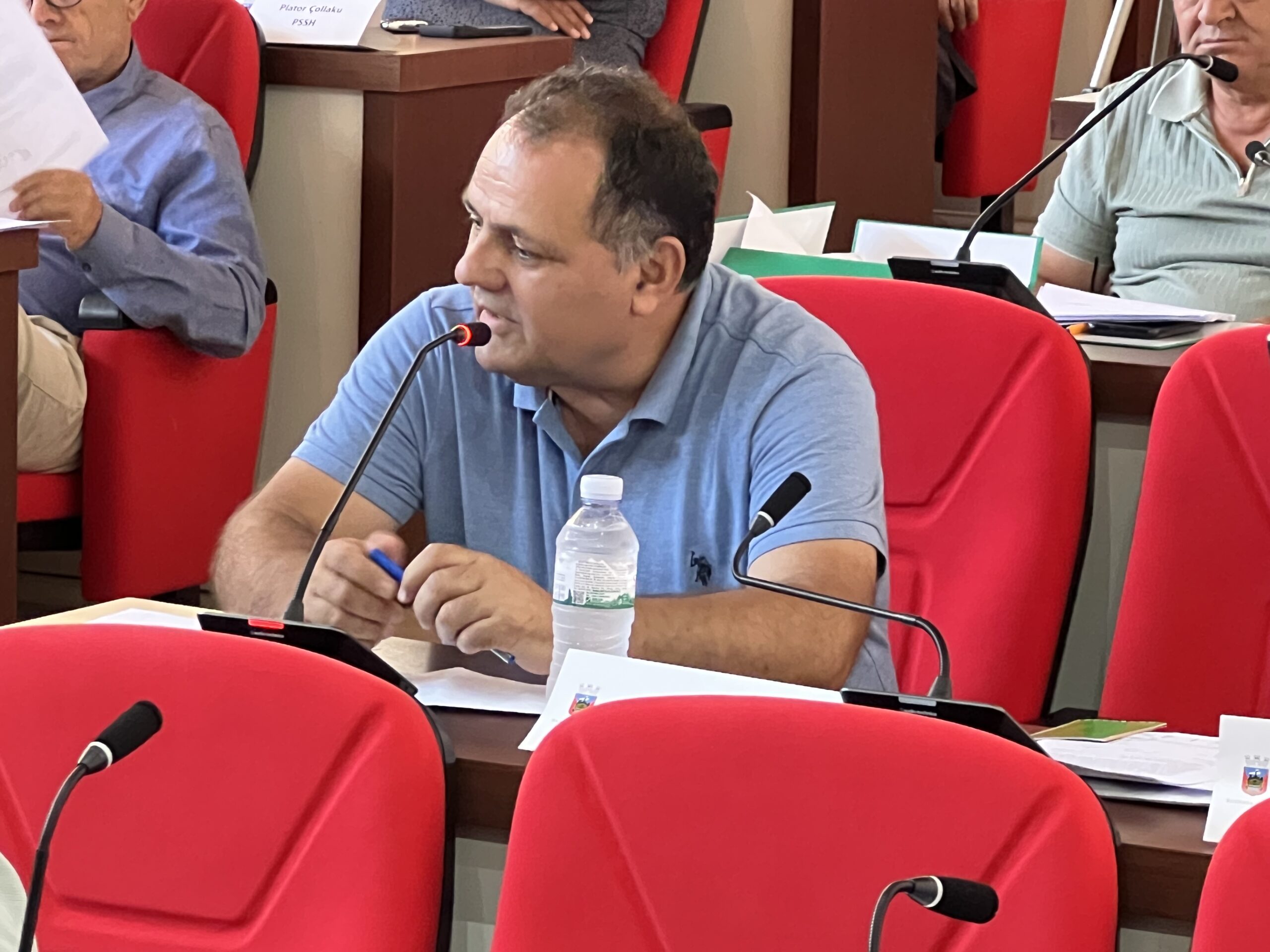 Yllson Ibrahimllari – Mjeku human që nuk resht së shërbyeri qytetarëve ..