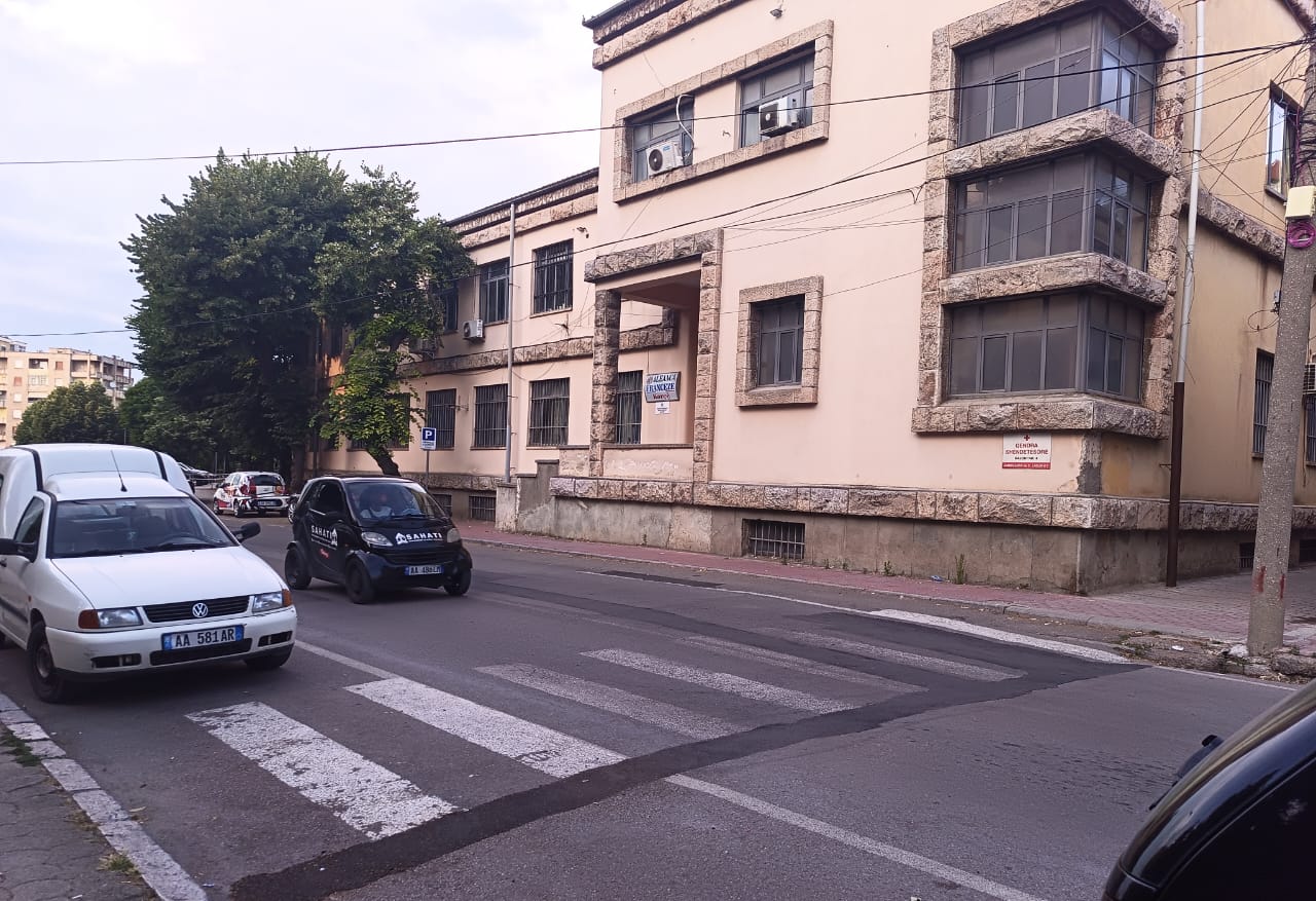 Siguria nuk pikturohet vetëm me bojë të bardhë