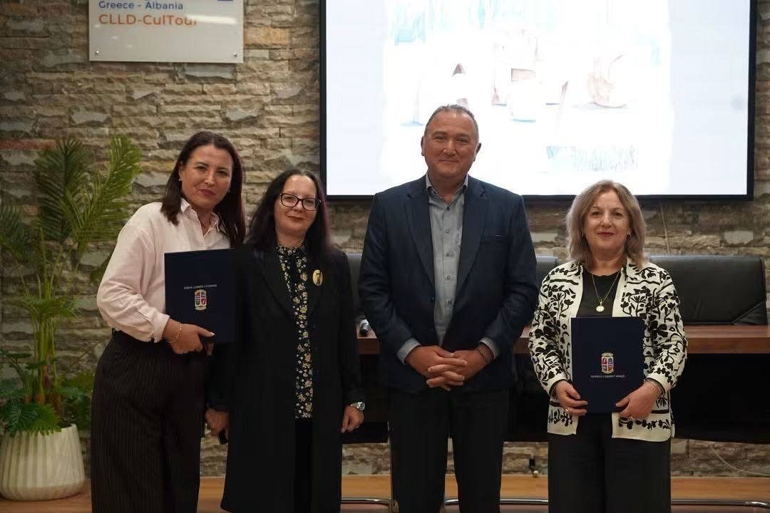 Shkolla “Agimi” vlerësohet me Certifikatë Vlerësimi nga Këshilli i Qarkut Korçë Shkolla “Agimi” vlerësohet me Certifikatë Vlerësimi nga Këshilli i Qarkut Korçë