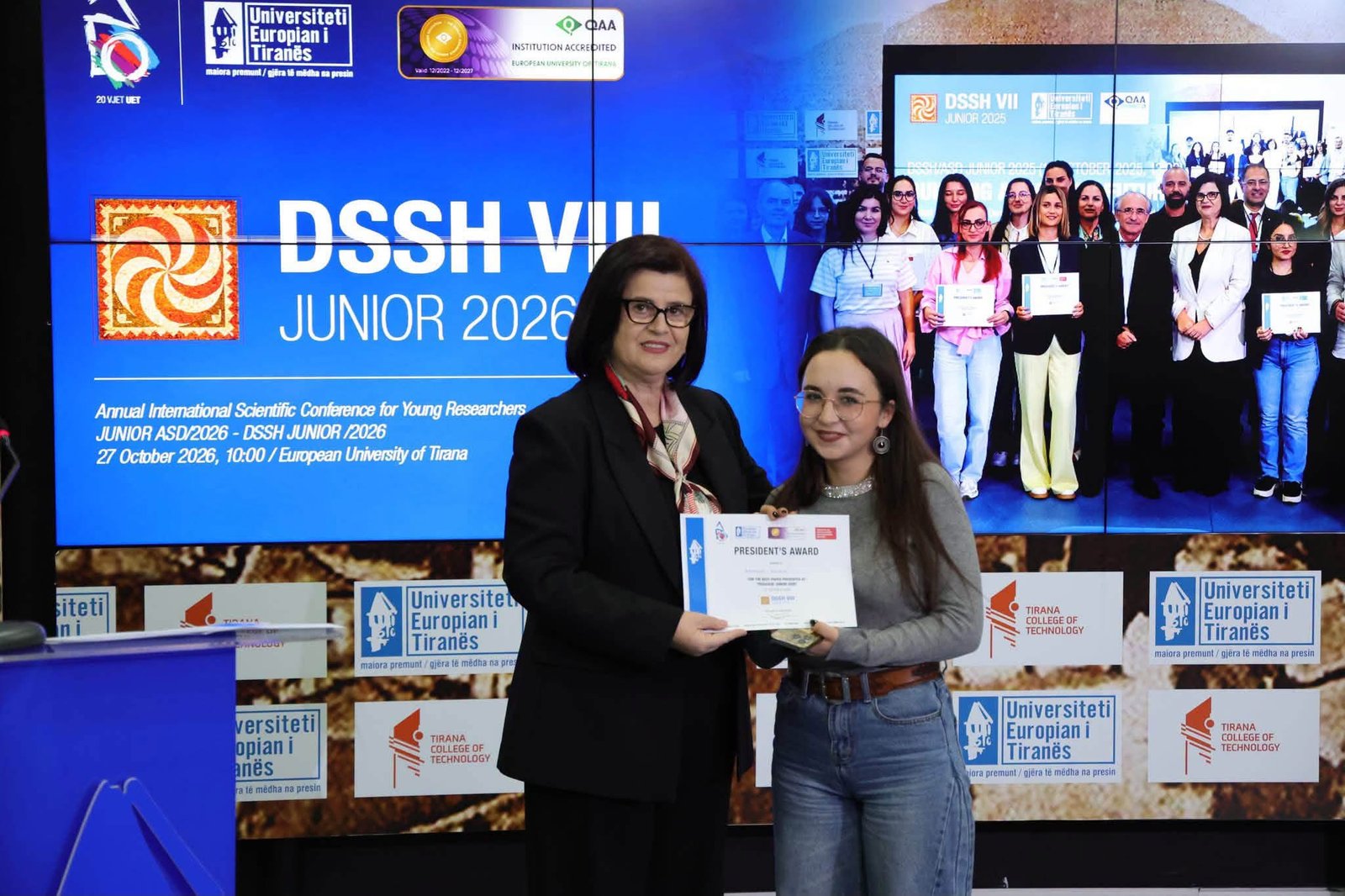 Rafaela Mborja mes pesë studentëve të vlerësuar me Çmimin e Presidentit në UET